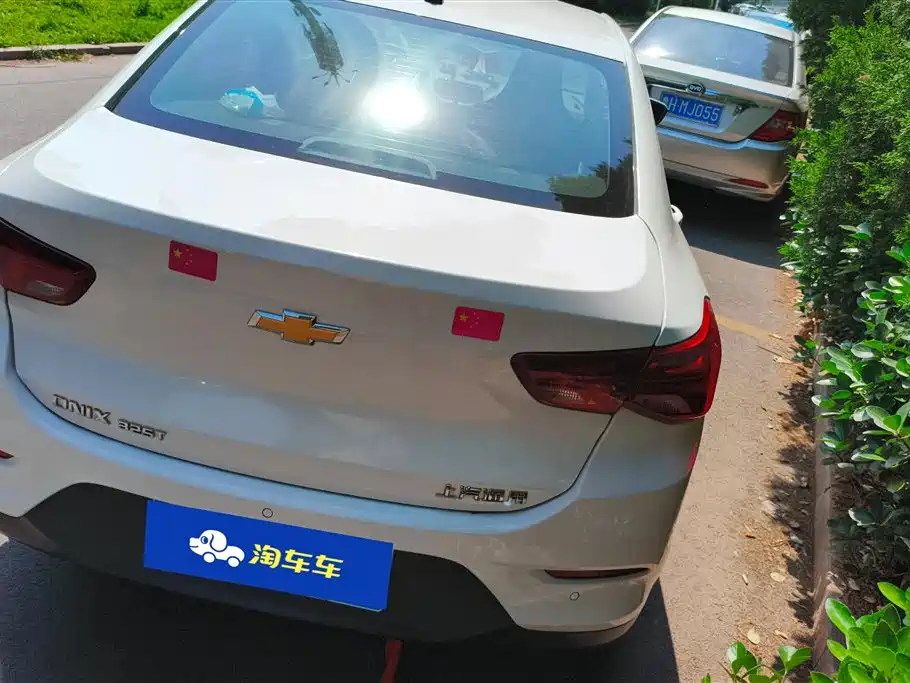 Chevrolet Cavalier 2021 325T Auto Joy Edition фото 3