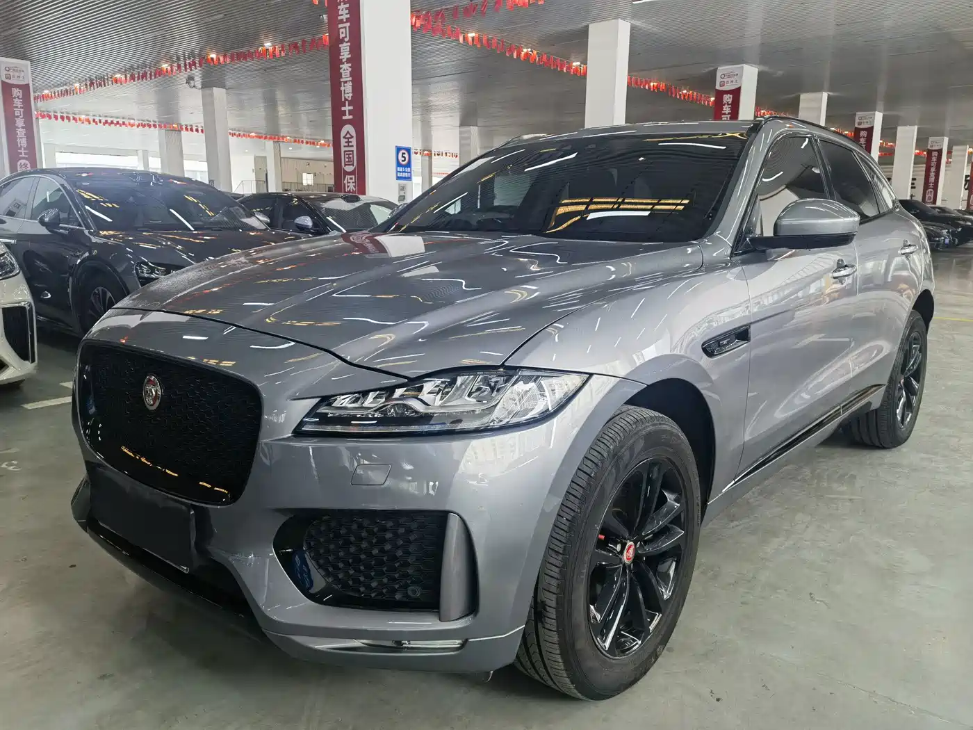Jaguar F-Pace