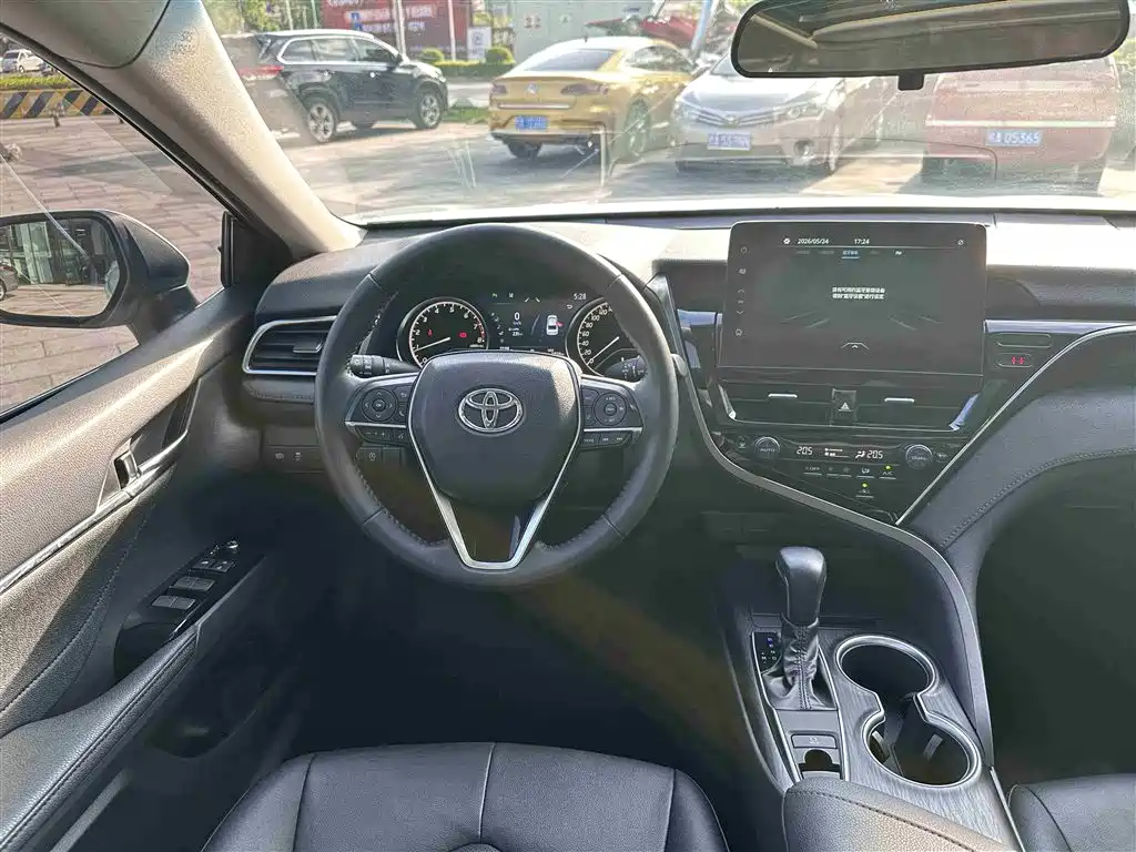 Toyota Camry 2021 2.0G Luxury Edition фото 17