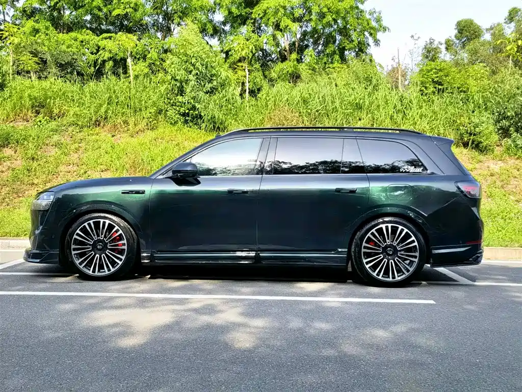AITO Wenjie AITO M9 2024 Extended Range Ultra 42kWh 6-Seater фото 4
