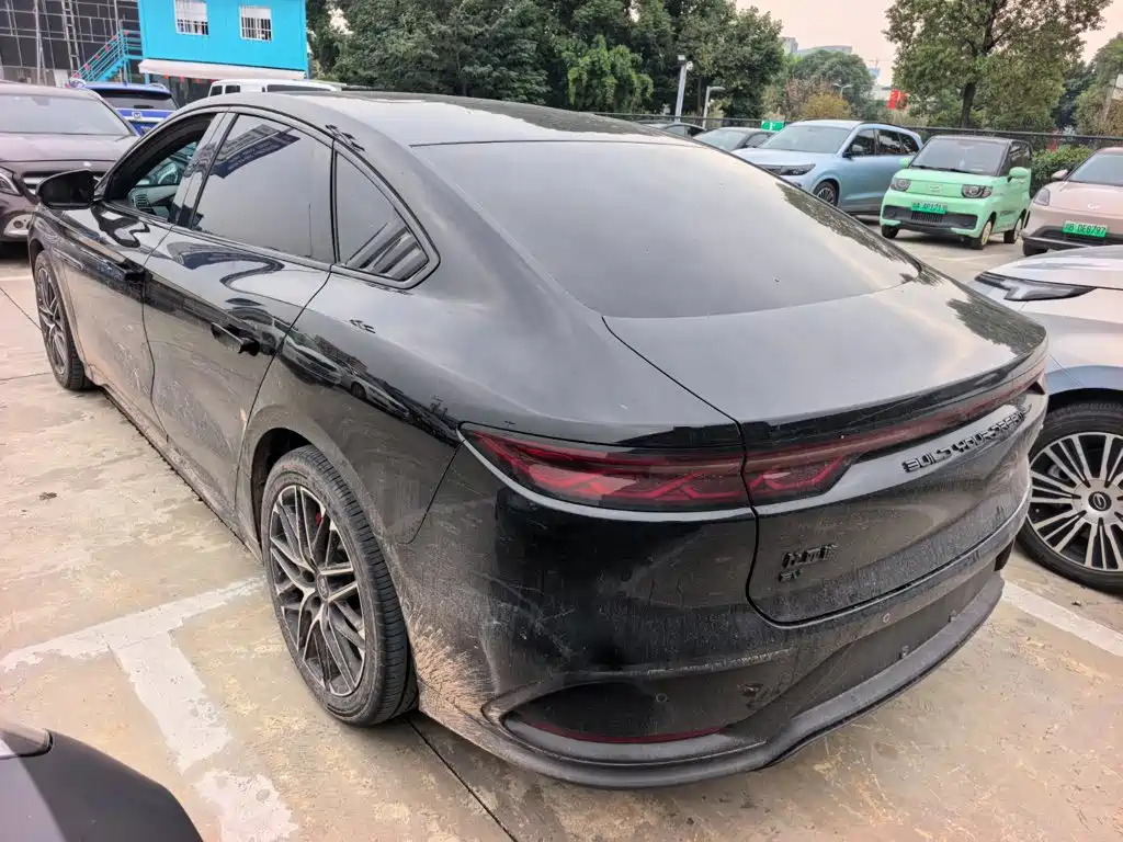 Фото 4 - BYD Han