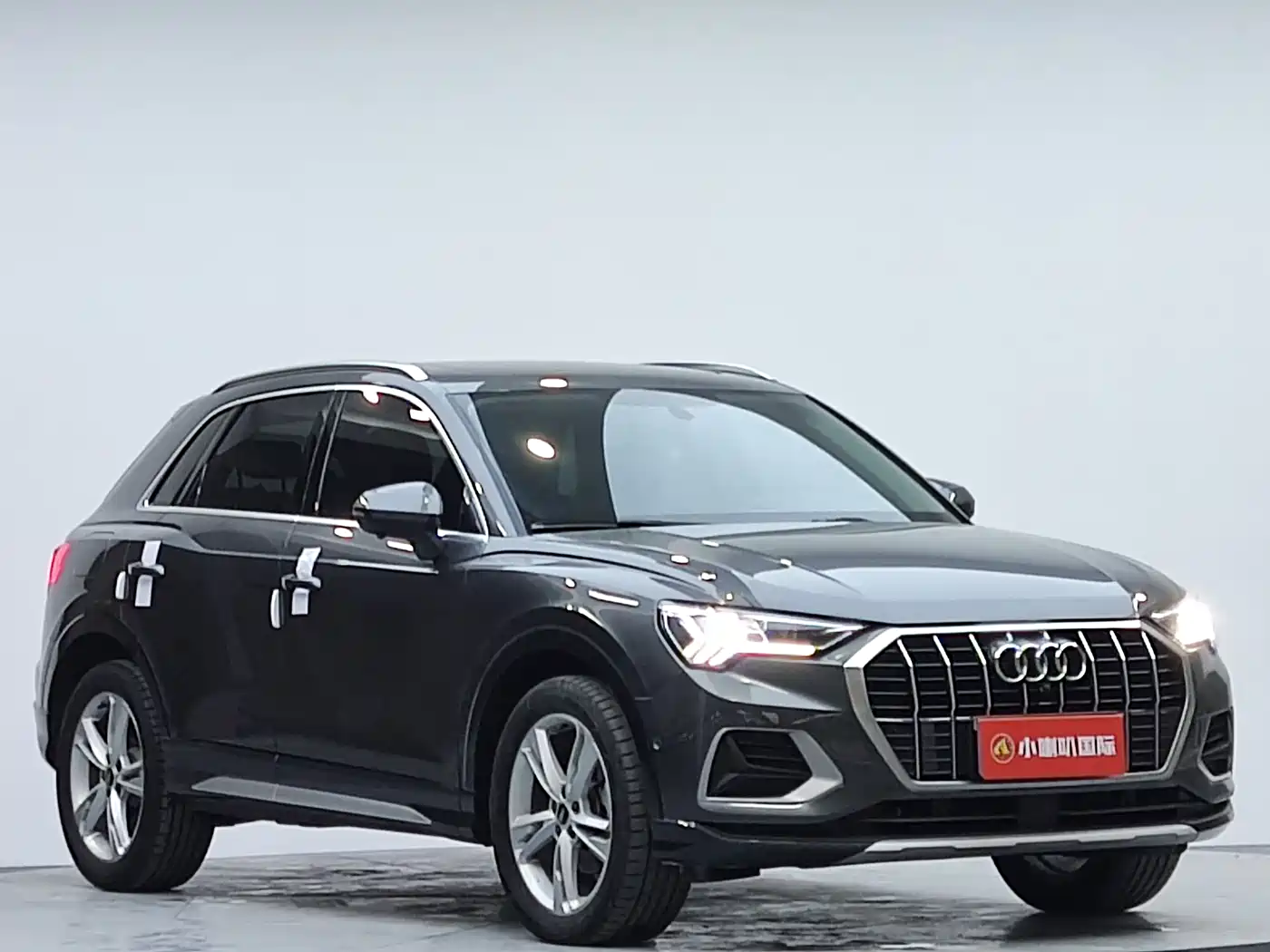 Audi Q3 2022 35 TFSI Fashion Elegance фото 3