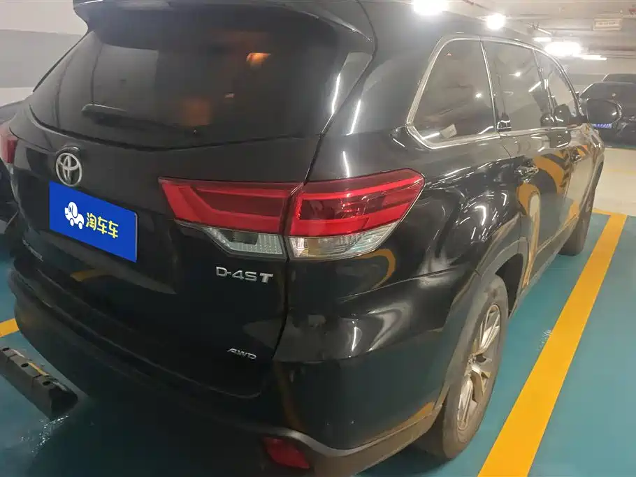 Toyota Highlander 2018 2.0T 4WD Elite 7-seater (China V) фото 3