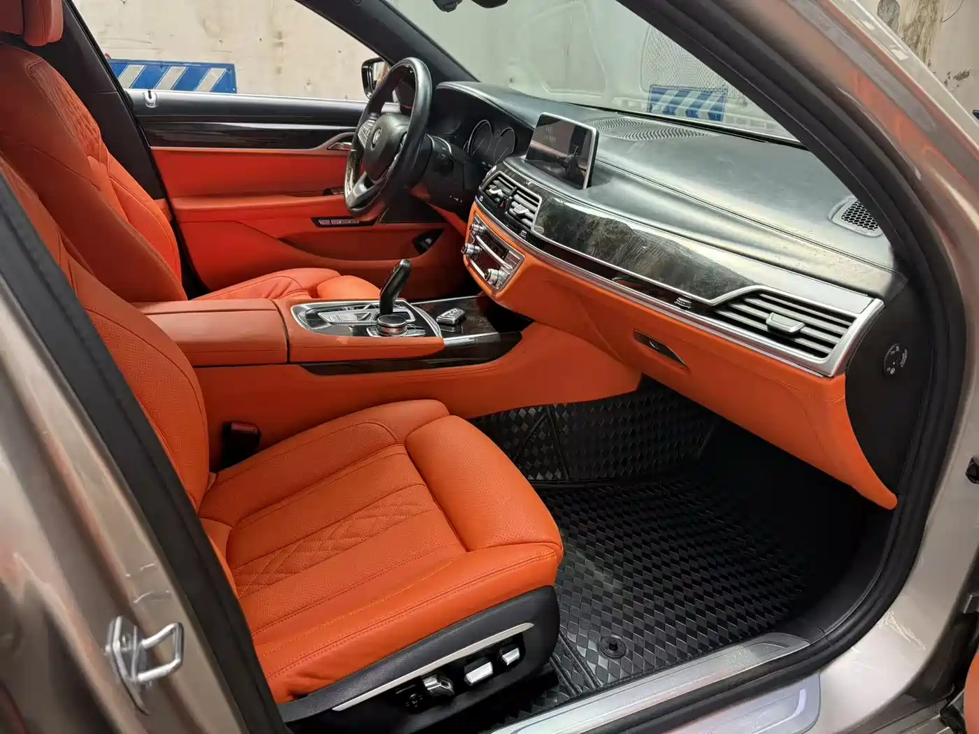 BMW 7 Series 2016 730Li Luxury фото 10