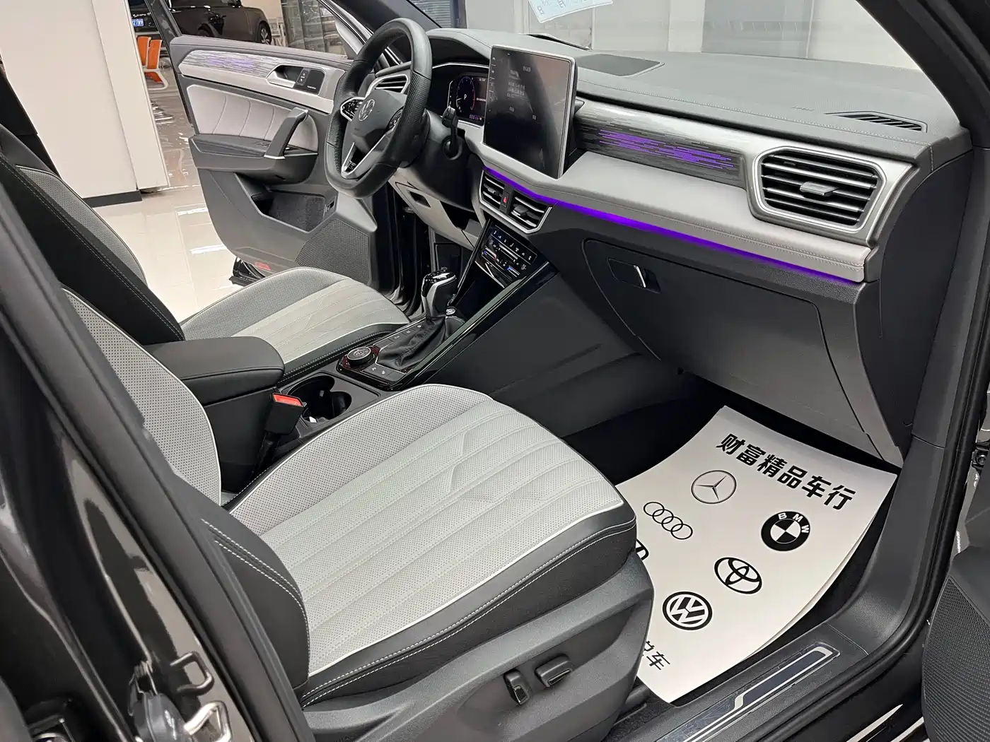 Volkswagen Tayron 2024 380TSI 4WD R-Line Pro Smart фото 19