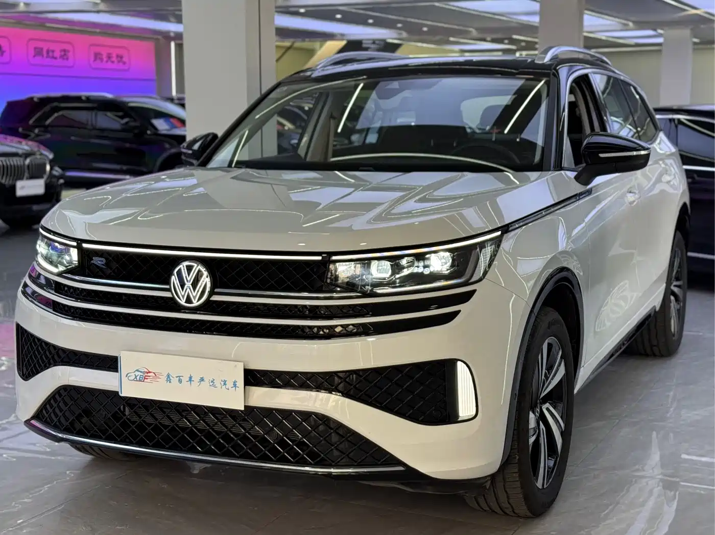 Volkswagen Talagon 2024 380TSI 4WD R-Line Touring