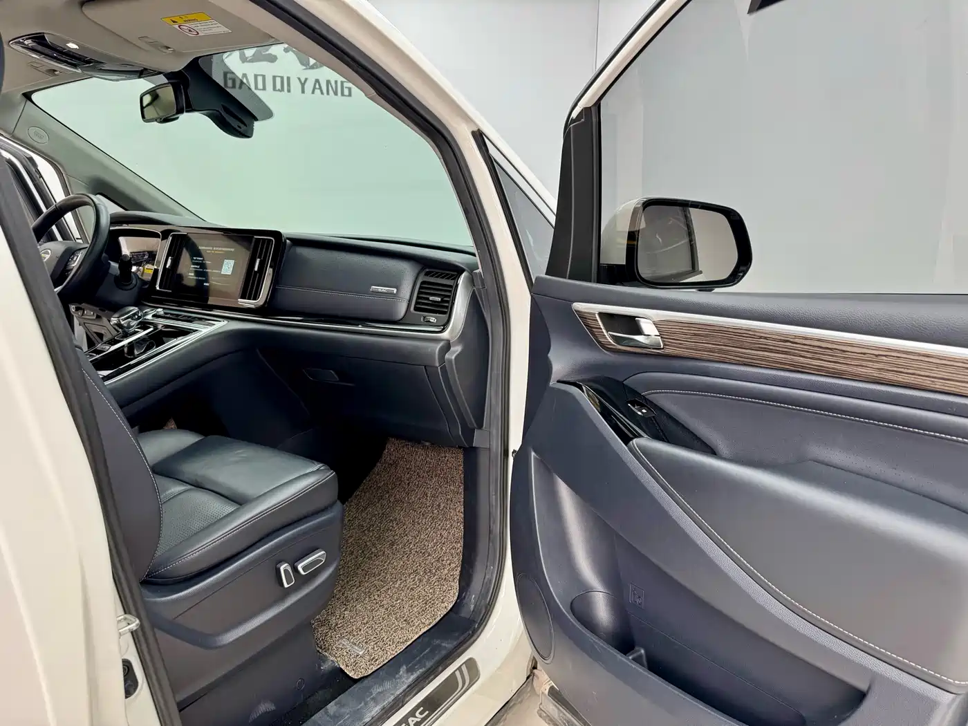 GAC Trumpchi Trumpchi M8 2021 Master Series 390T Ultimate Edition фото 12