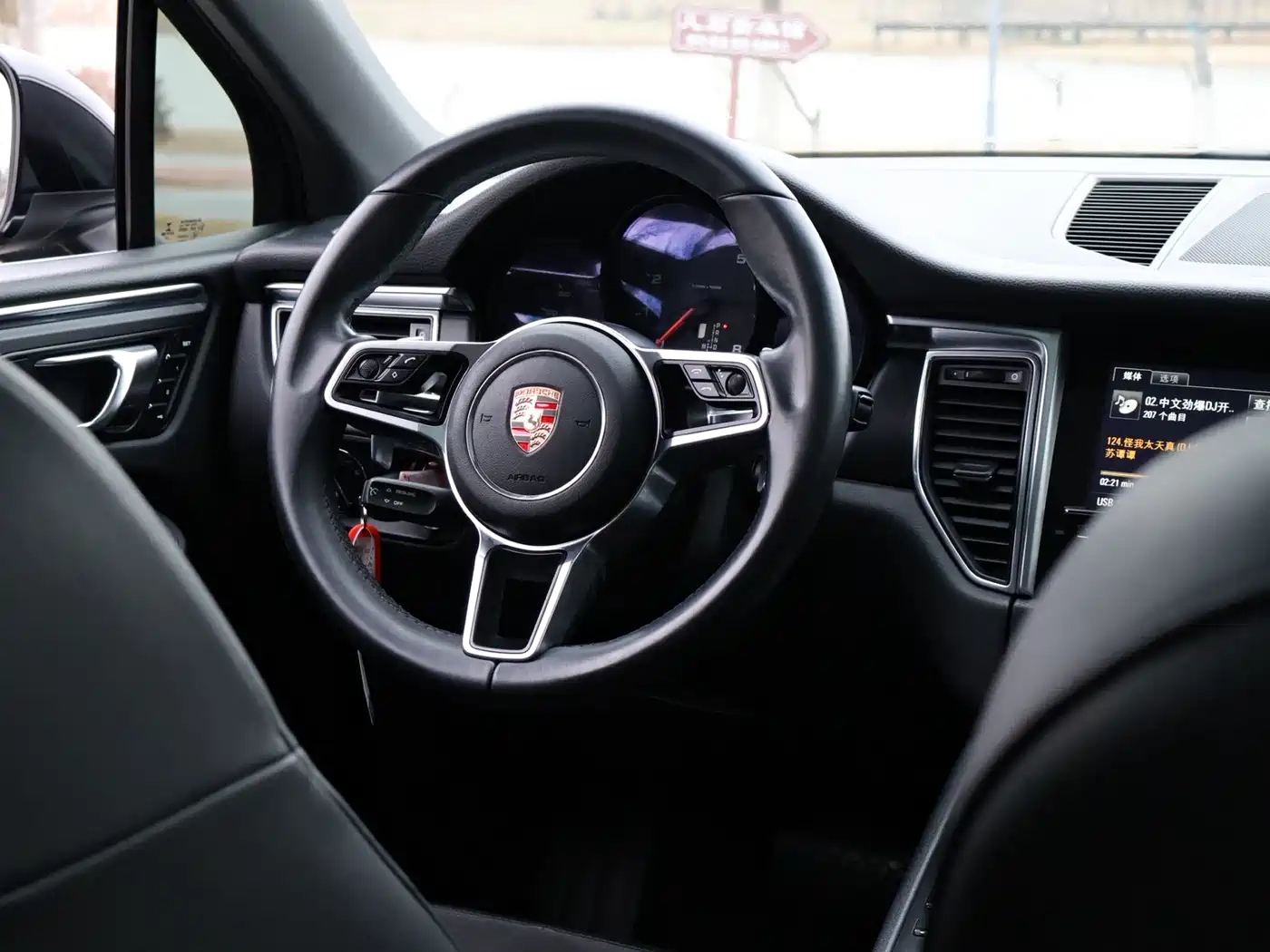 Porsche Macan 2014 Macan 2.0T фото 10