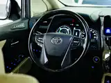 صورة 16 - Toyota Alphard