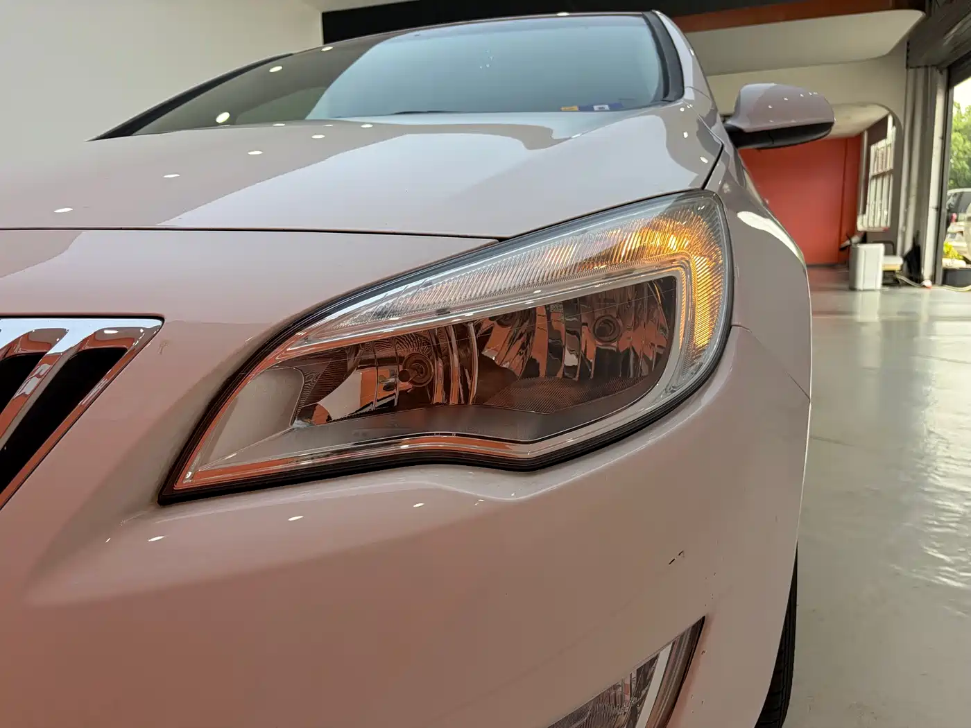 Buick Excelle 2014 XT 1.6L Automatic Fashion фото 9