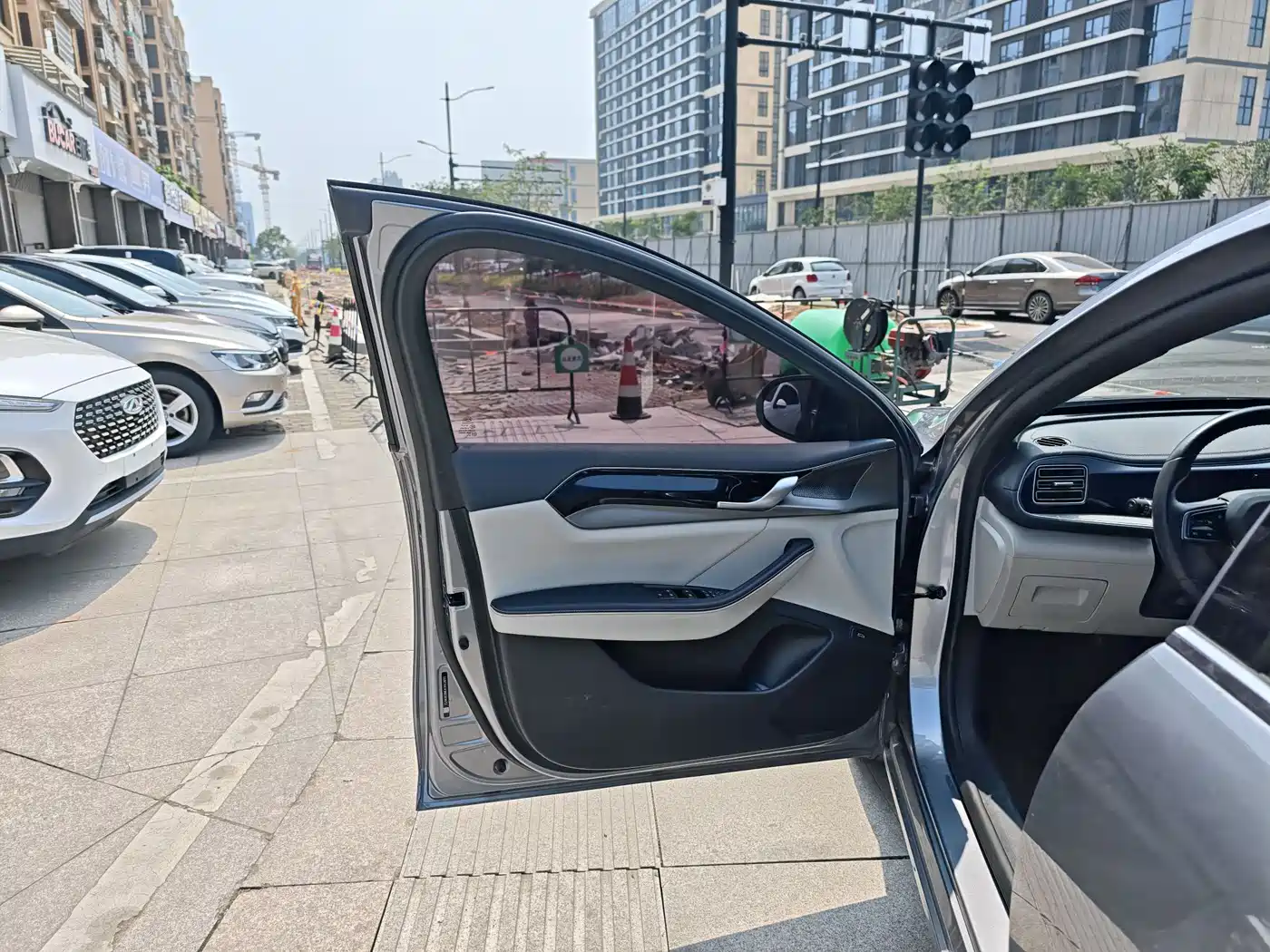 BYD Qin PLUS 2021 DM-i 55KM Flagship фото 13
