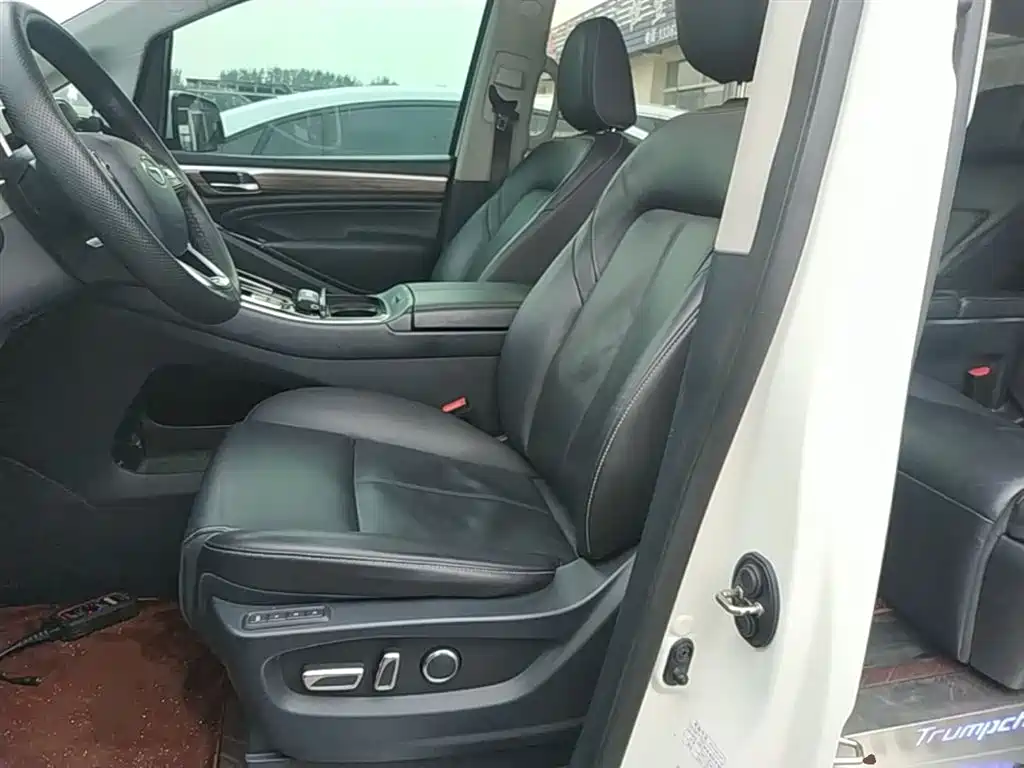 GAC Trumpchi Trumpchi M8 2021 Leading Show Series 390T Ultimate Edition фото 11