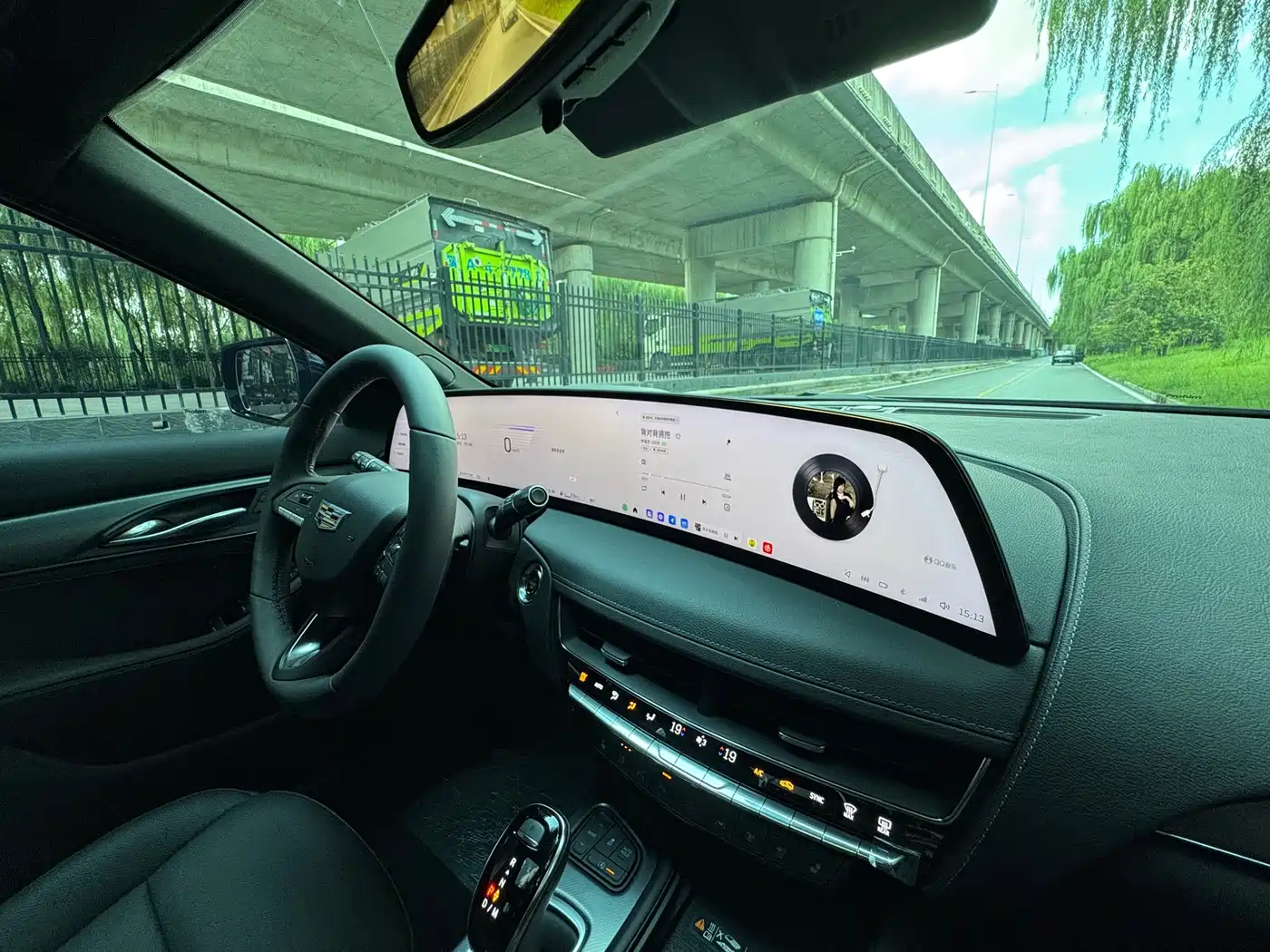 Cadillac CT5 2026 2025 Model 28T Track Performance Edition