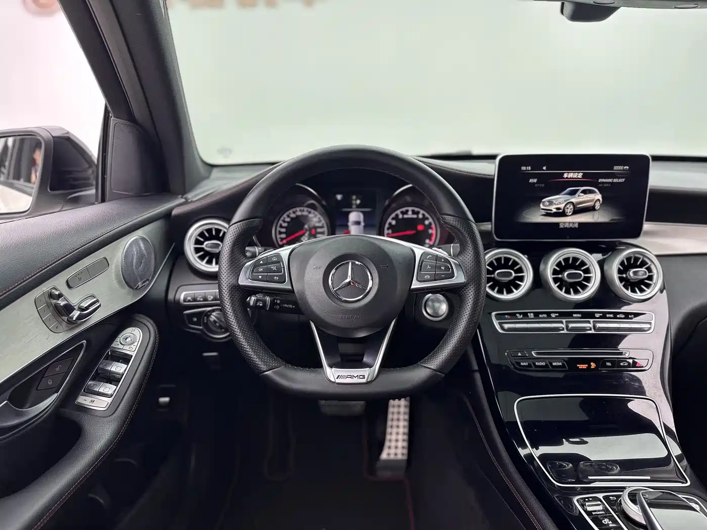 Mercedes-Benz GLC AMG 2017 AMG GLC 43 4MATIC фото 10