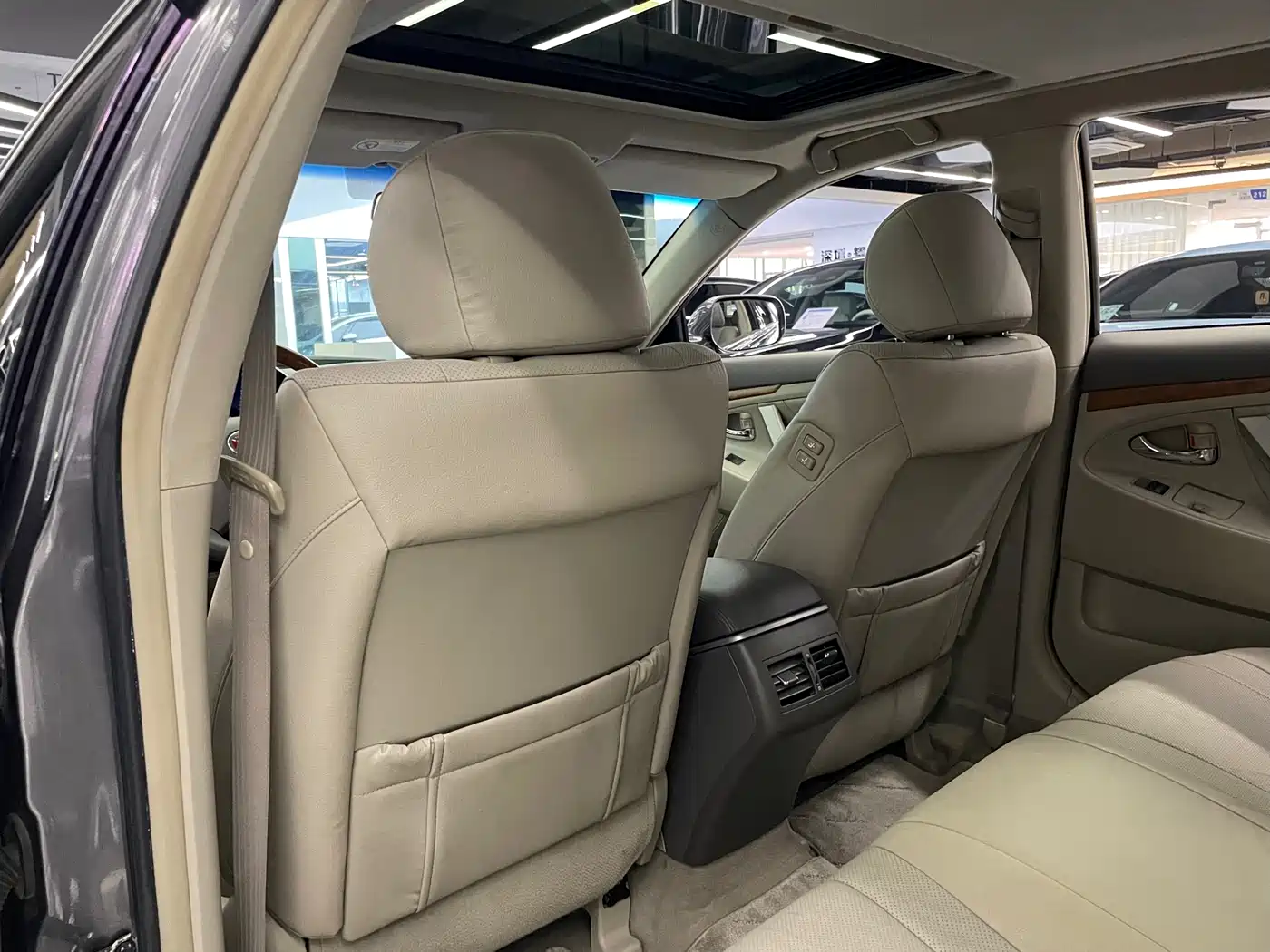 Toyota Camry 2009 Model 240G Luxury Edition фото 32