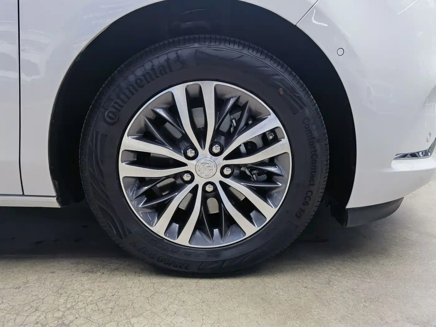 Buick GL8 2022 ES Landmark 653T Premium фото 21