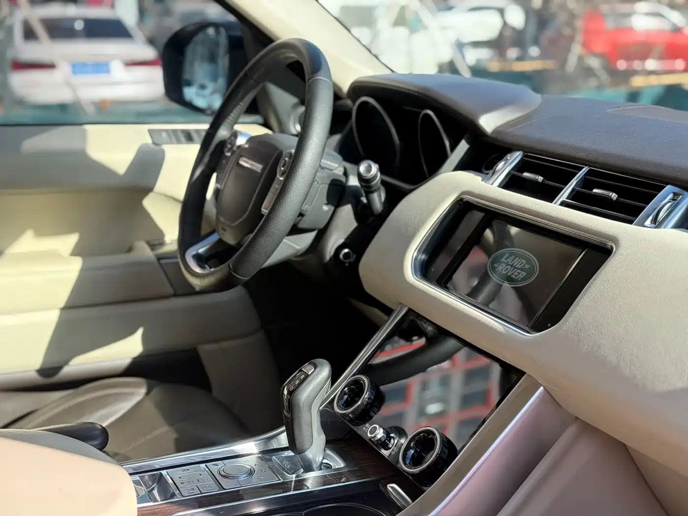 Land Rover Range Rover Sport 2014 3.0 SC V6 HSE фото 10