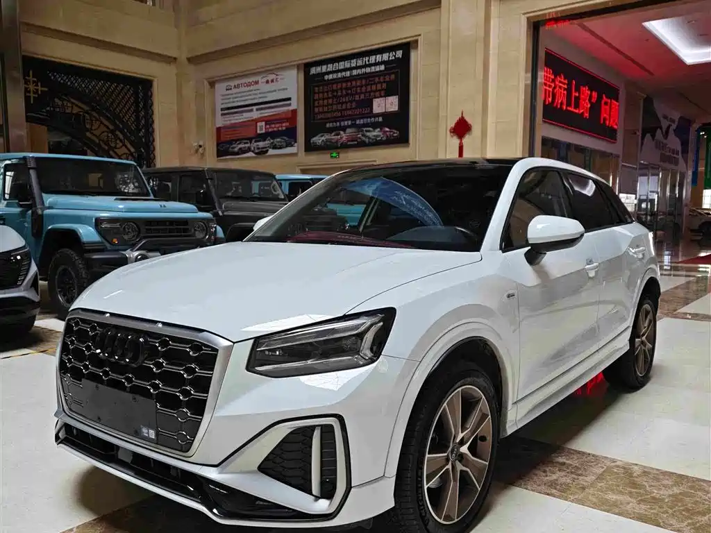 Audi Audi Q2L 2022 35 TFSI Fashion Dynamic