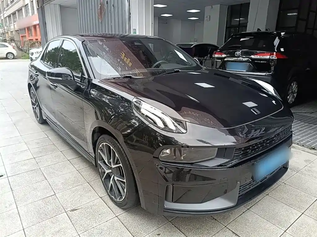 Lynk & Co 03 2021 2.0TD Auto Jin Champion Edition фото 4