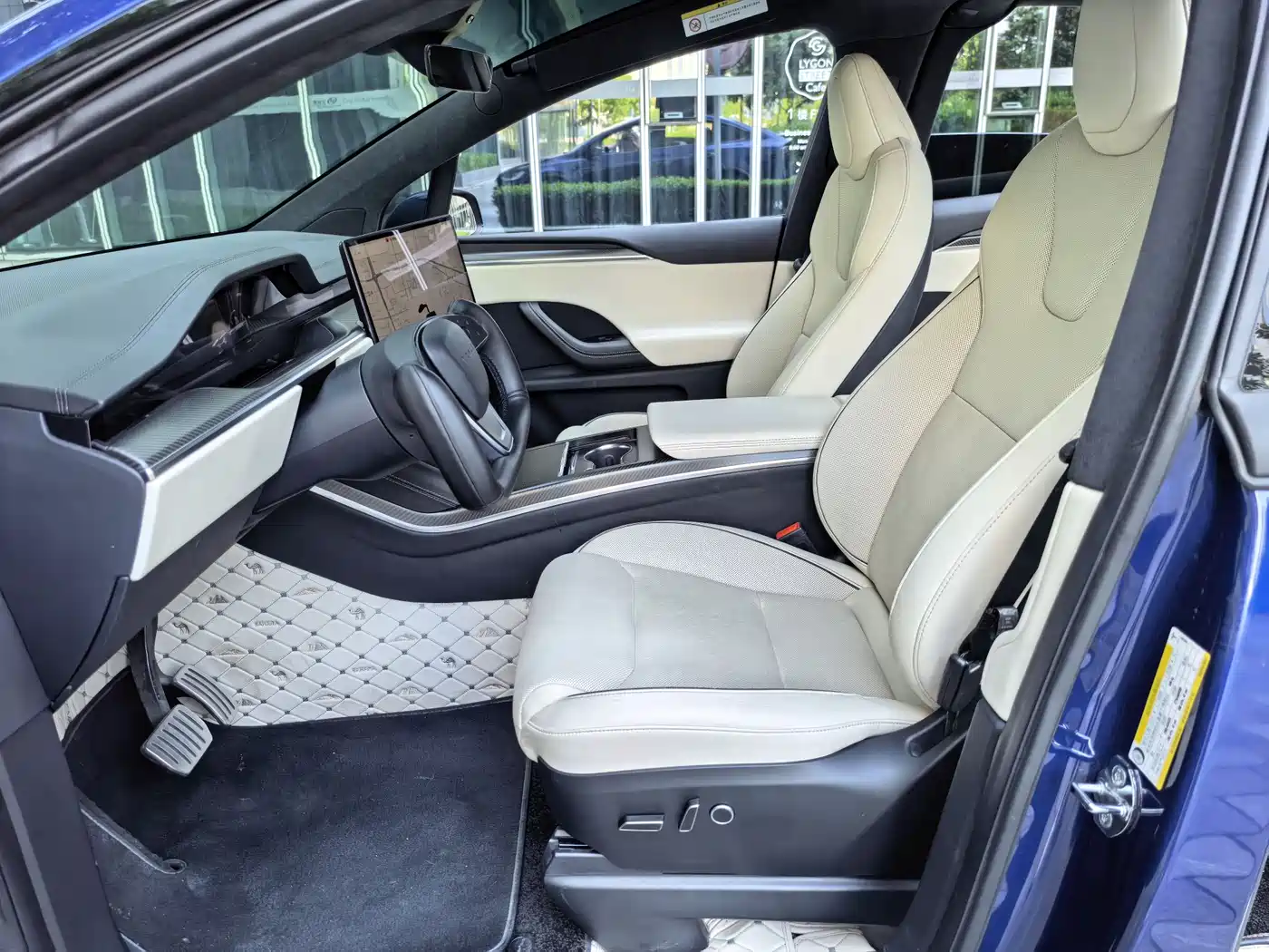 Tesla Model X 2023 Tri-motor AWD Plaid фото 11