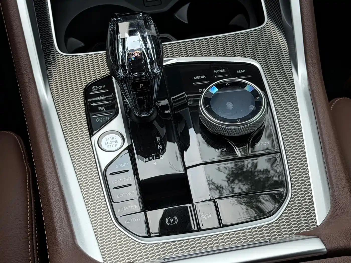 BMW X6 2020 xDrive40i M Sport Package фото 12