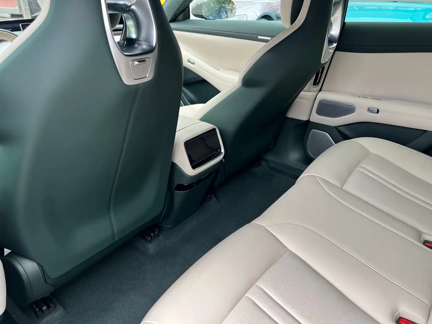 XIAOMI CAR XIAOMI YU7