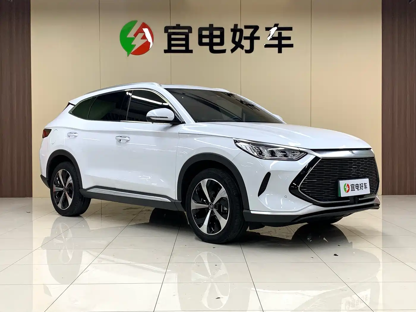 BYD Song PLUS PHEV 2021 DM-i 110KM Flagship PLUS фото 3