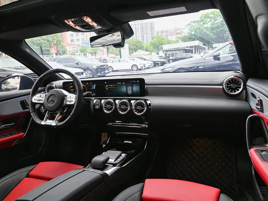 Mercedes-Benz A-Class AMG 2023 Model Year AMG A 35 L 4MATIC фото 13