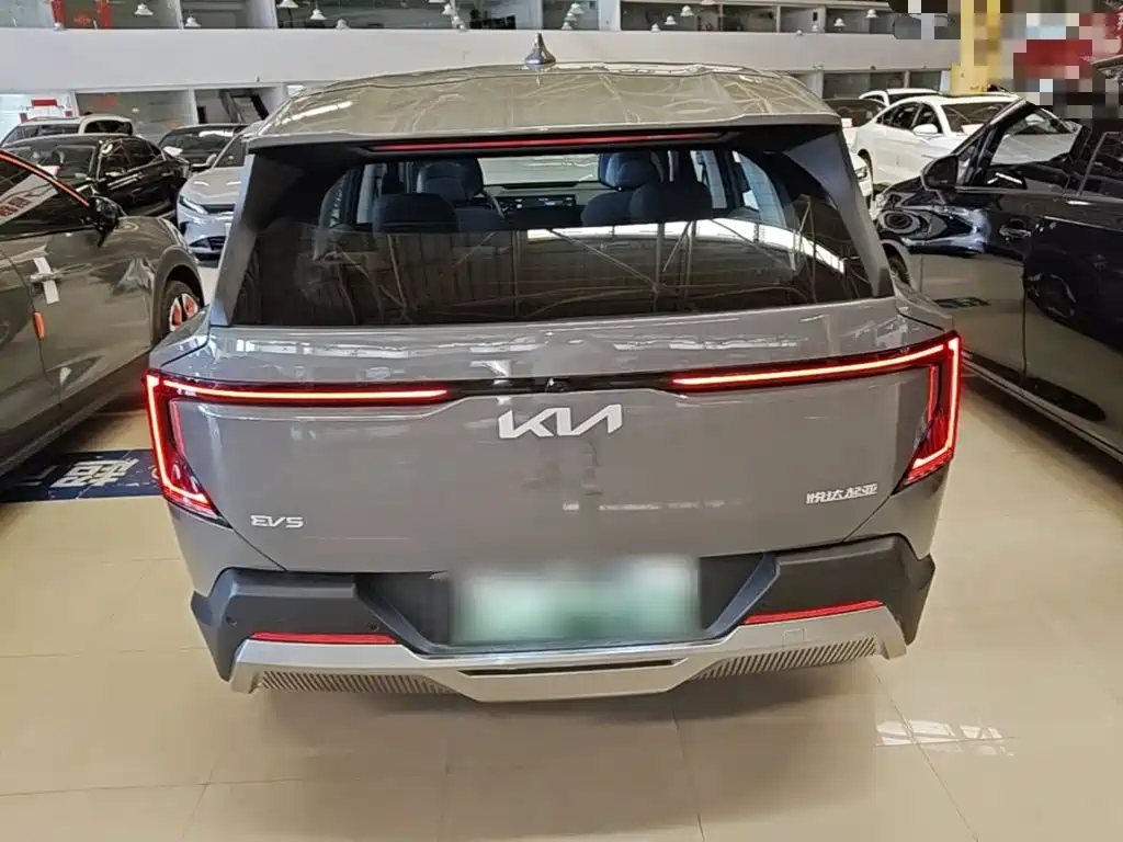 Kia EV5 2026 2025 530 Light