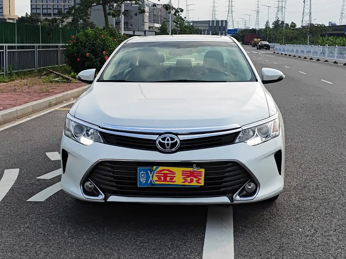 Toyota Camry 2015 2.0E Elite Edition