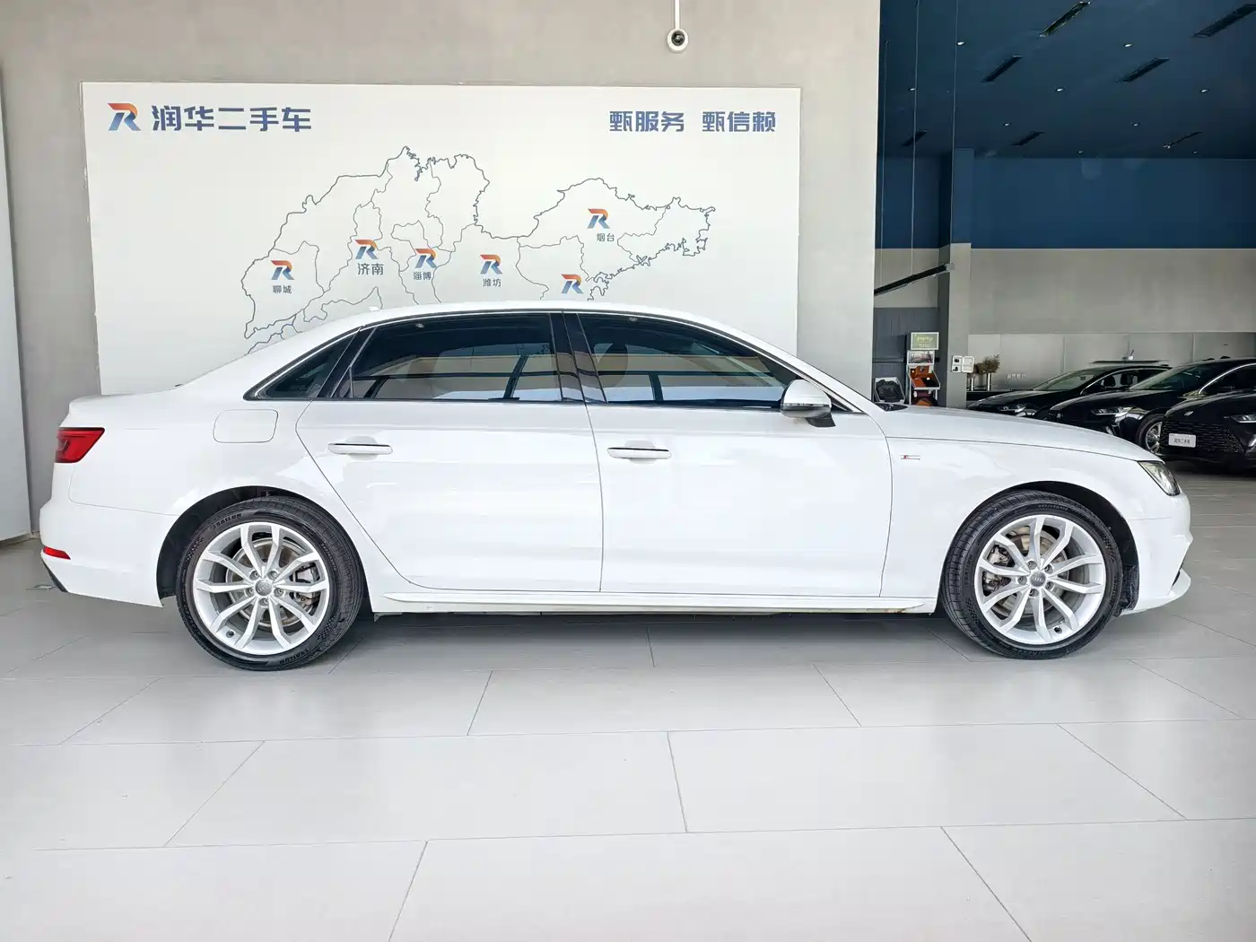Audi A4L 2018 30th Anniversary 40 TFSI Fashion фото 3