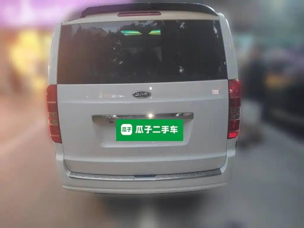 JAC Refine M3 2023 2023 1.8L 7/8-seater Smart Connect Edition