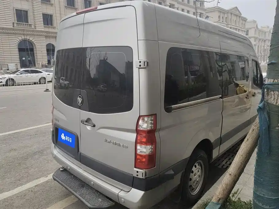 FOTON TUANO
