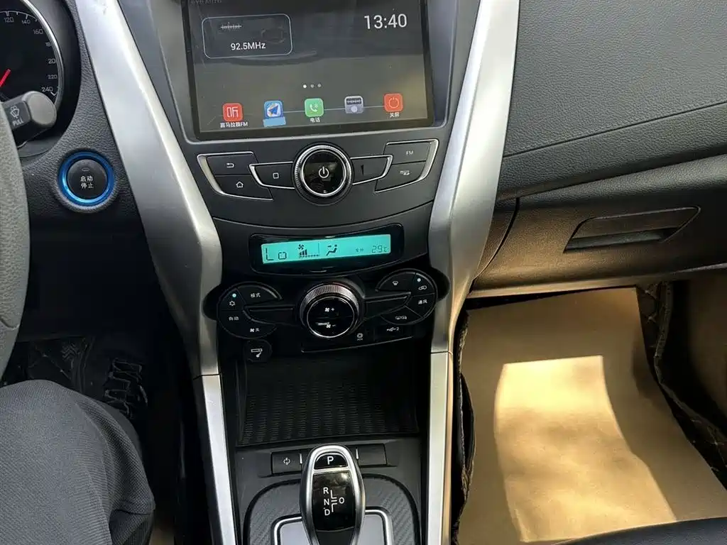 BYD Yuan New Energy 2019 EV360 Smart Connect Premium Edition фото 15