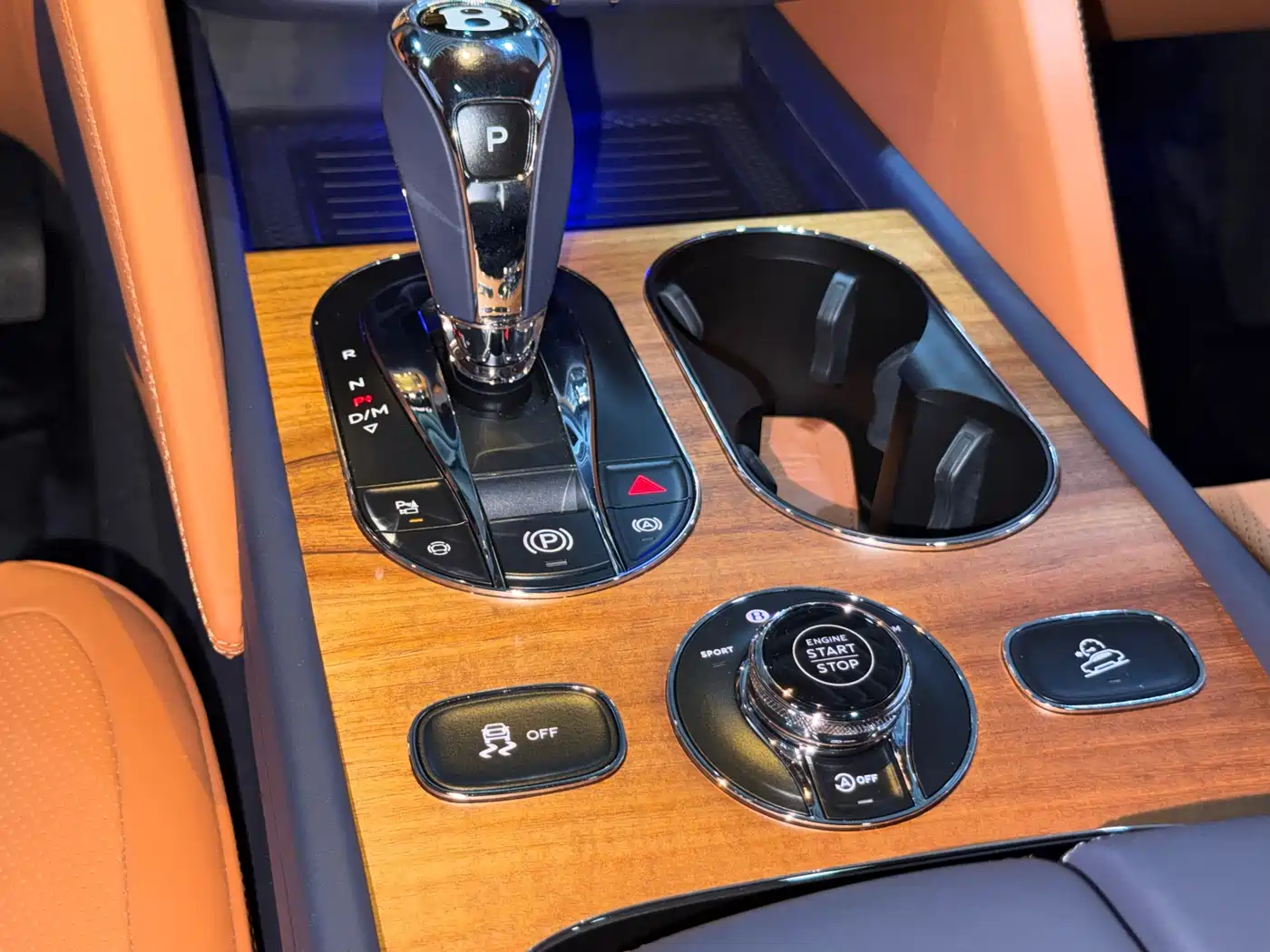 Bentley Bentayga 2025 2024 4.0T V8