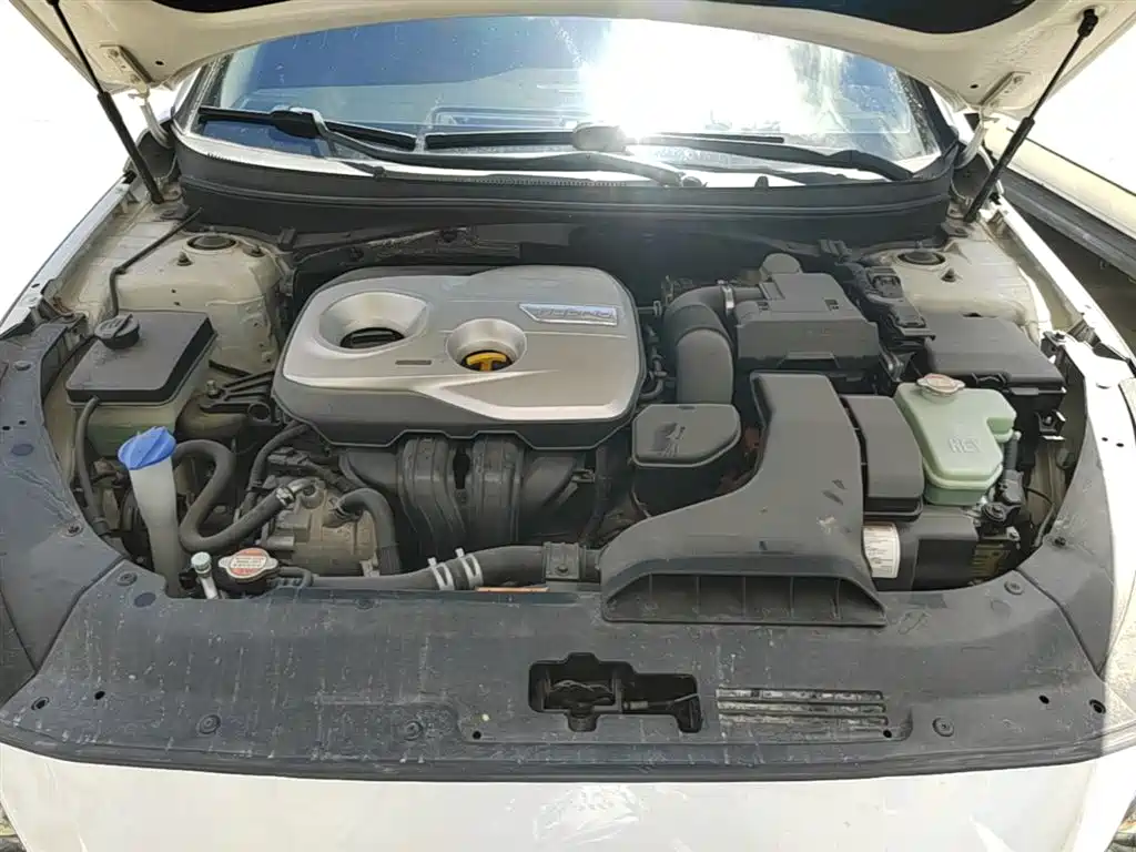 Hyundai Sonata Plug-in Hybrid 2018 2.0 PHE Smart Edition (China VI) фото 20