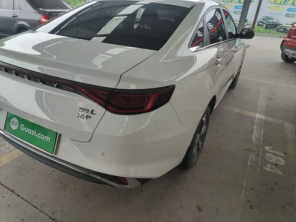 Geely Emgrand L HiP 2024 2024 Model Soaring Dragon Edition 1.5TD-DHT Pro 100KM Surpassing Type