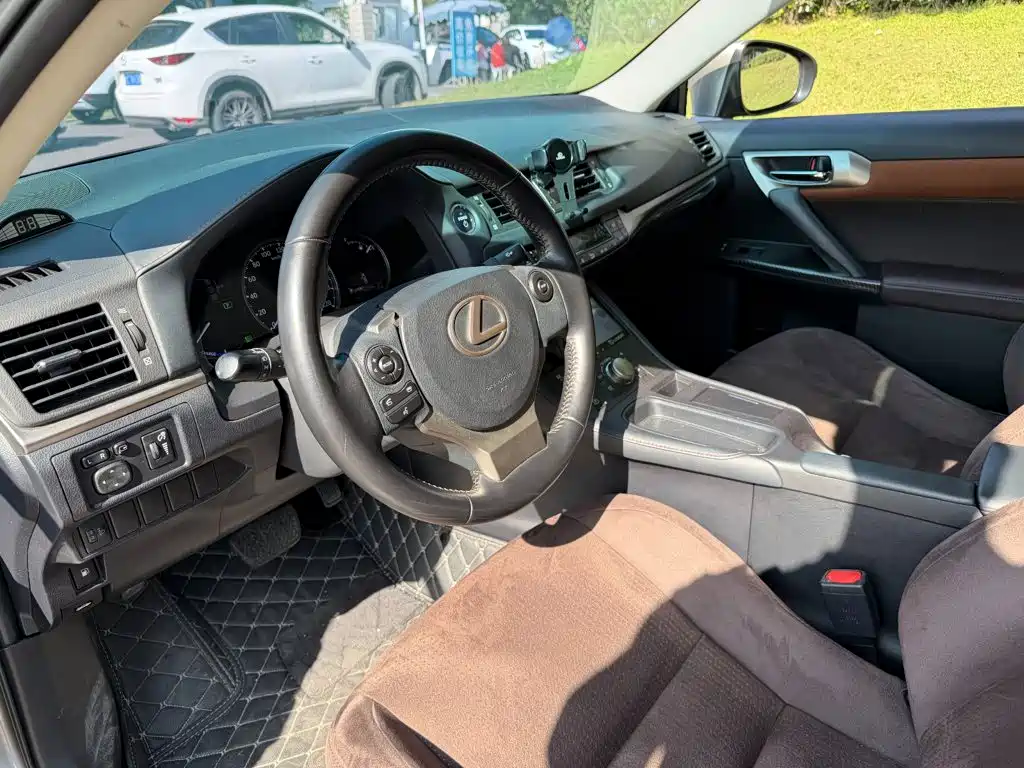 Lexus CT 2020 2020 CT200h Elite Single Color