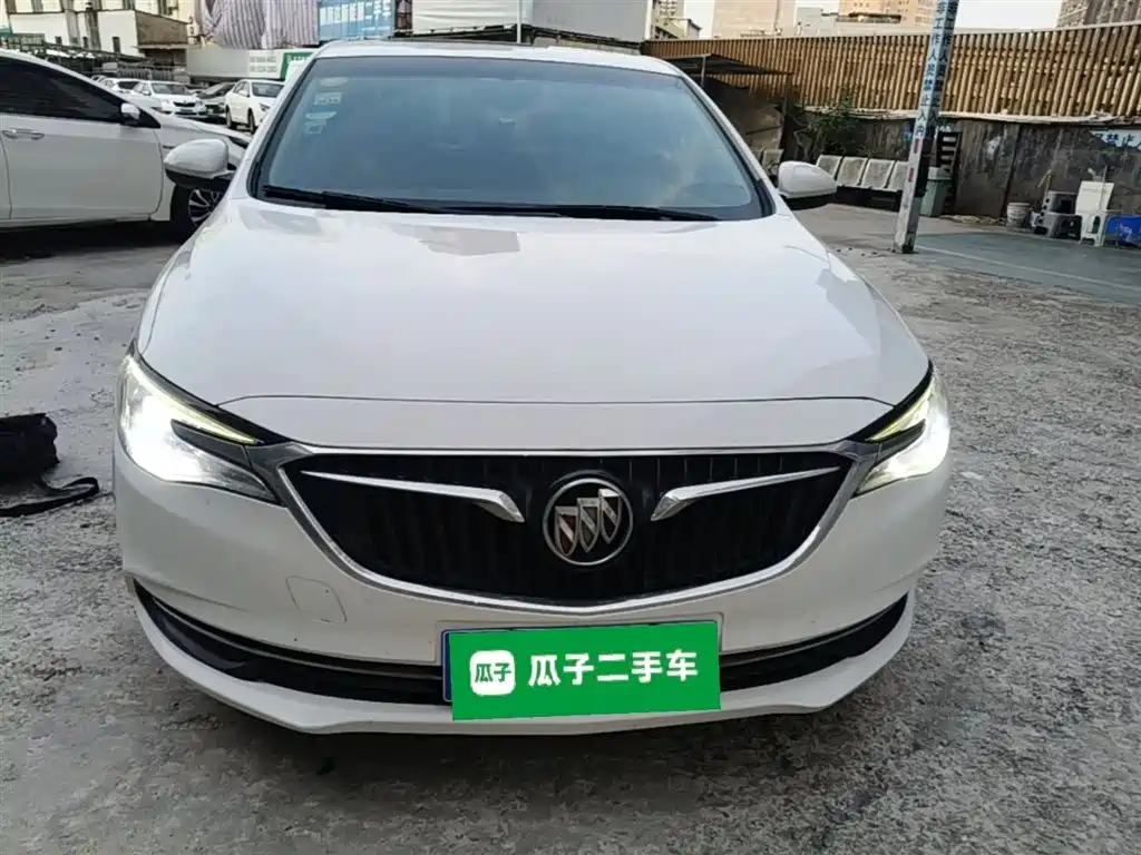Buick Excelle 2018 18T Automatic Flagship фото 3