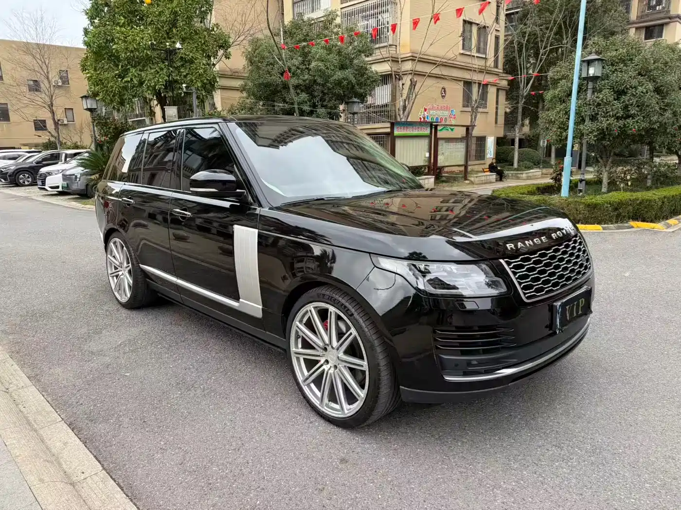 LAND ROVER RANGE ROVER