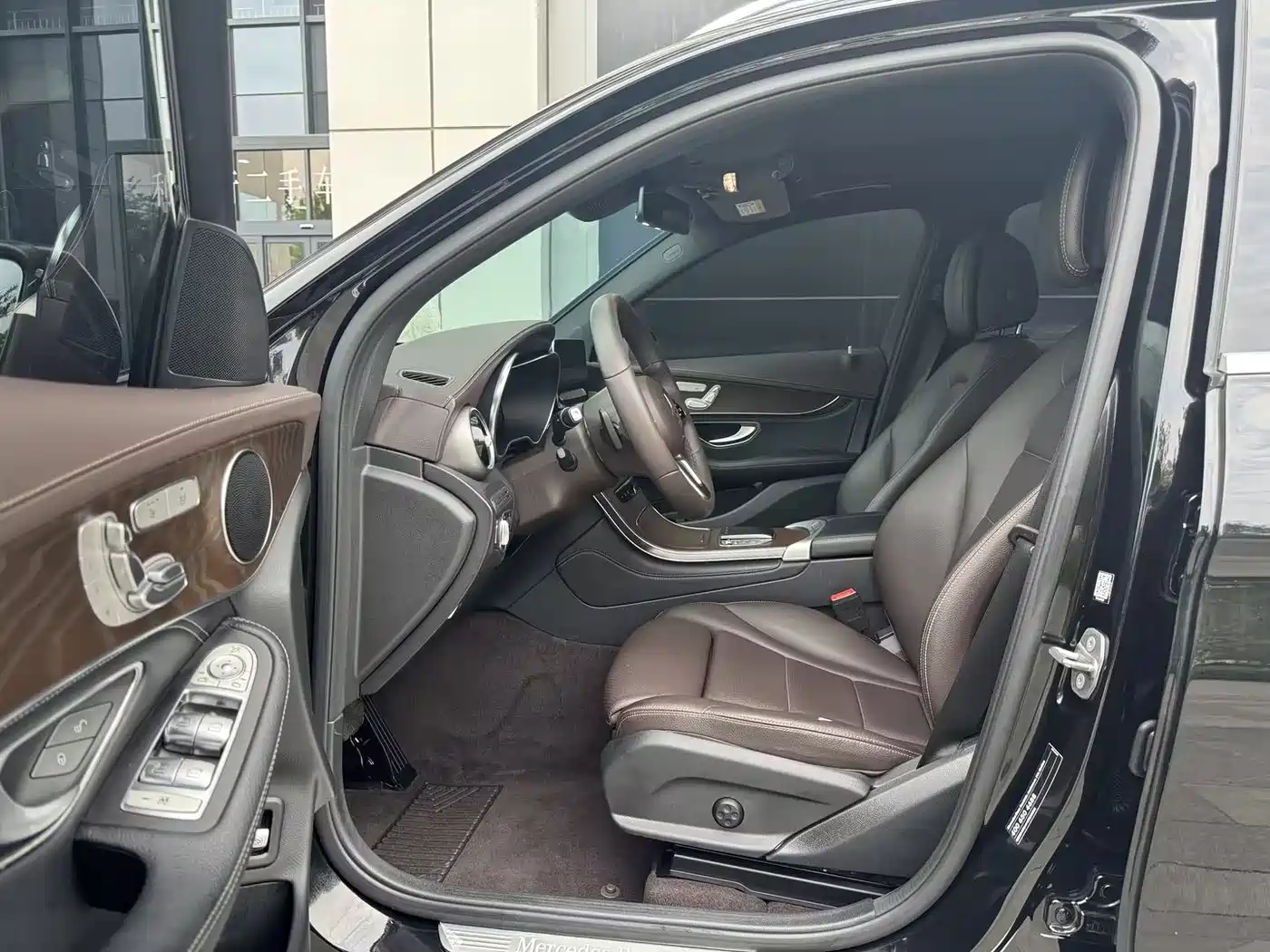 Mercedes-Benz GLC 2020 GLC 300 L 4MATIC Dynamic фото 6