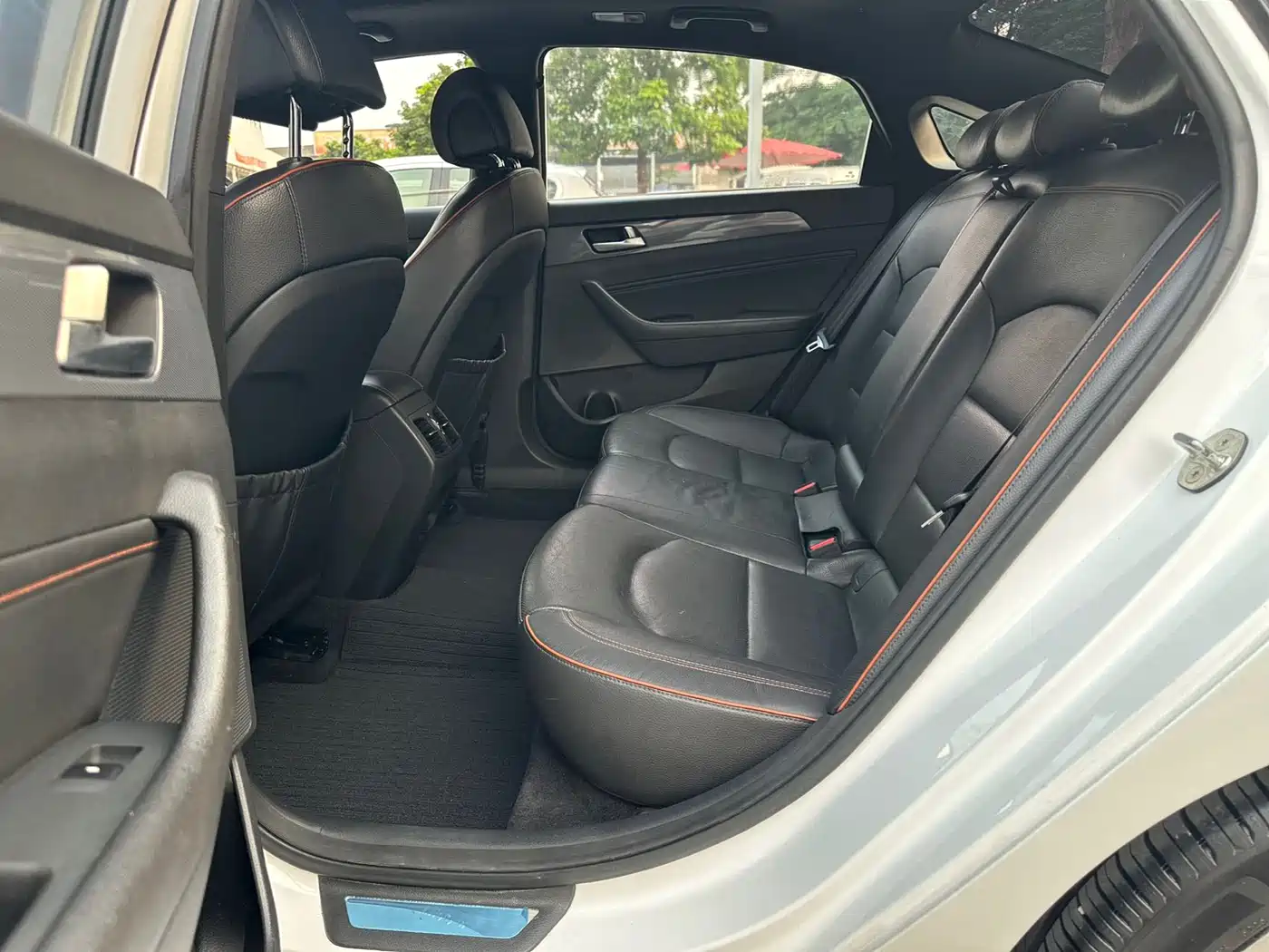 Hyundai Sonata 2015 1.6T GLS Smart фото 13