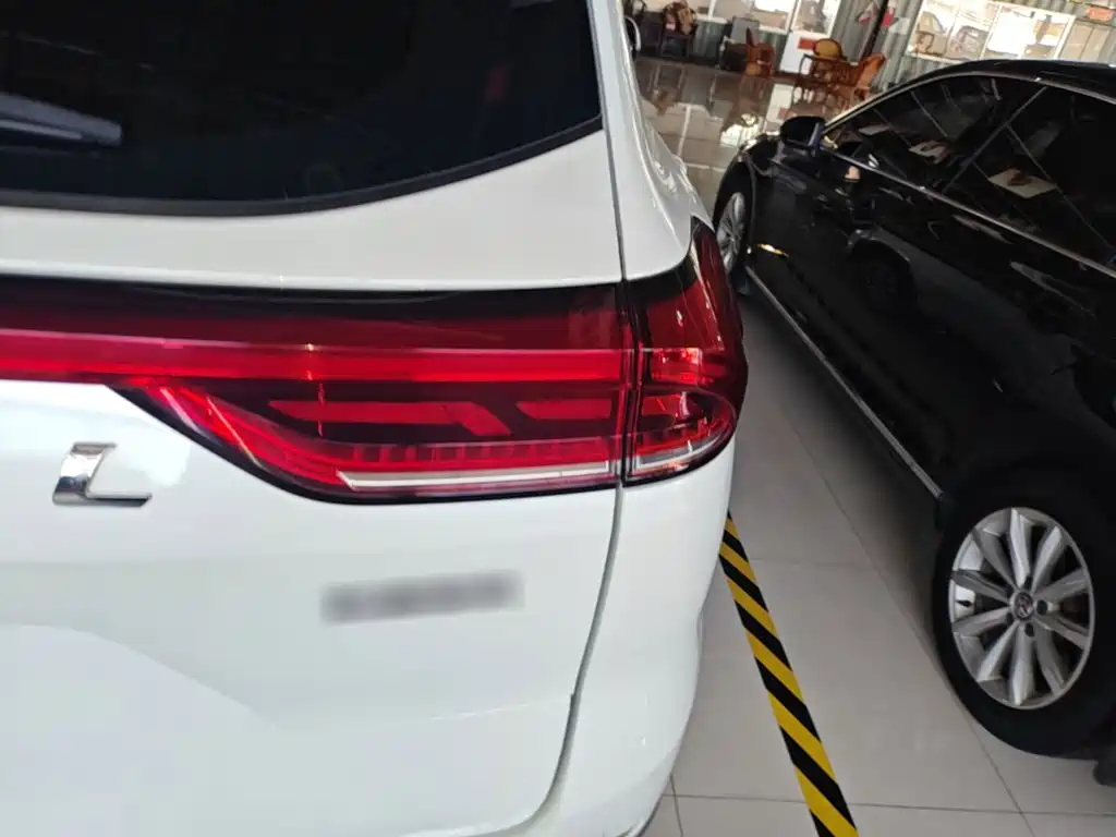 Фото 8 - Haval H6