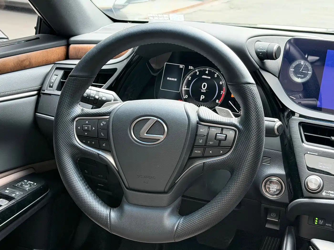 Lexus ES 2024 200 Premium Edition фото 4