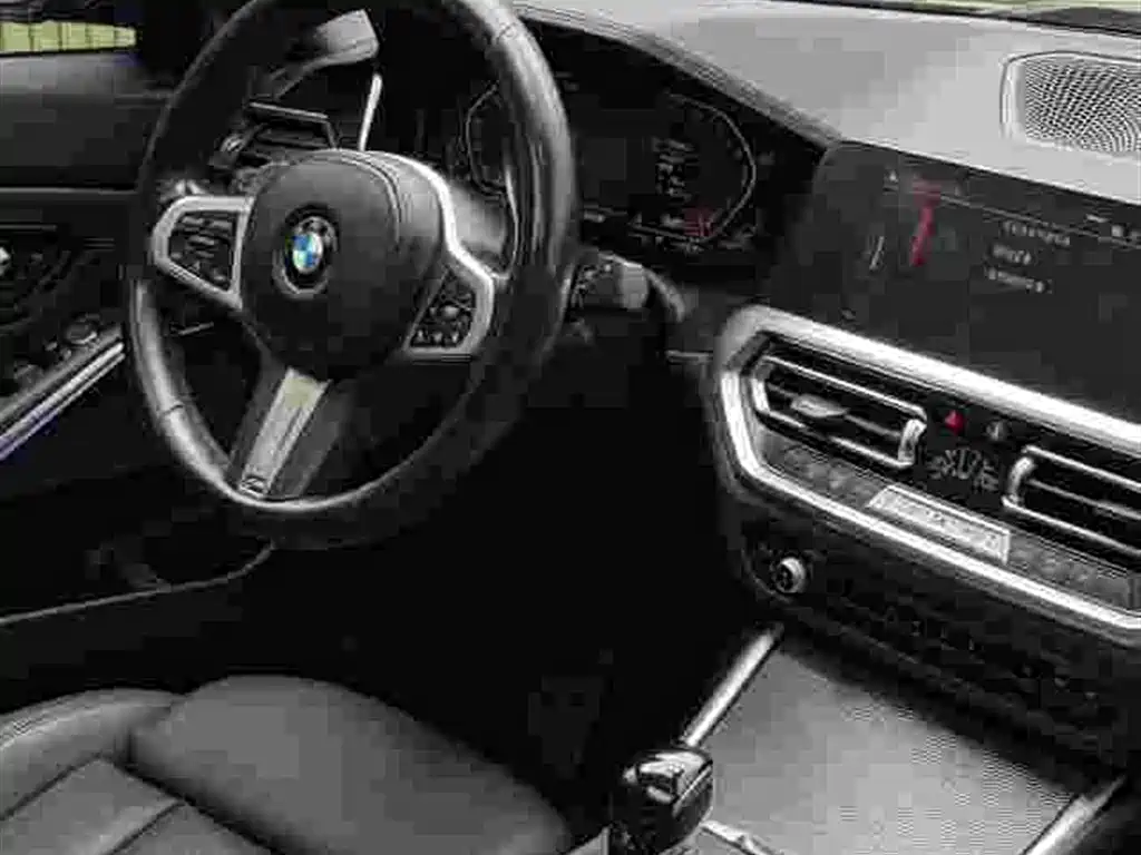 BMW 3 Series 2022 325i M Sport Shadow Edition фото 7