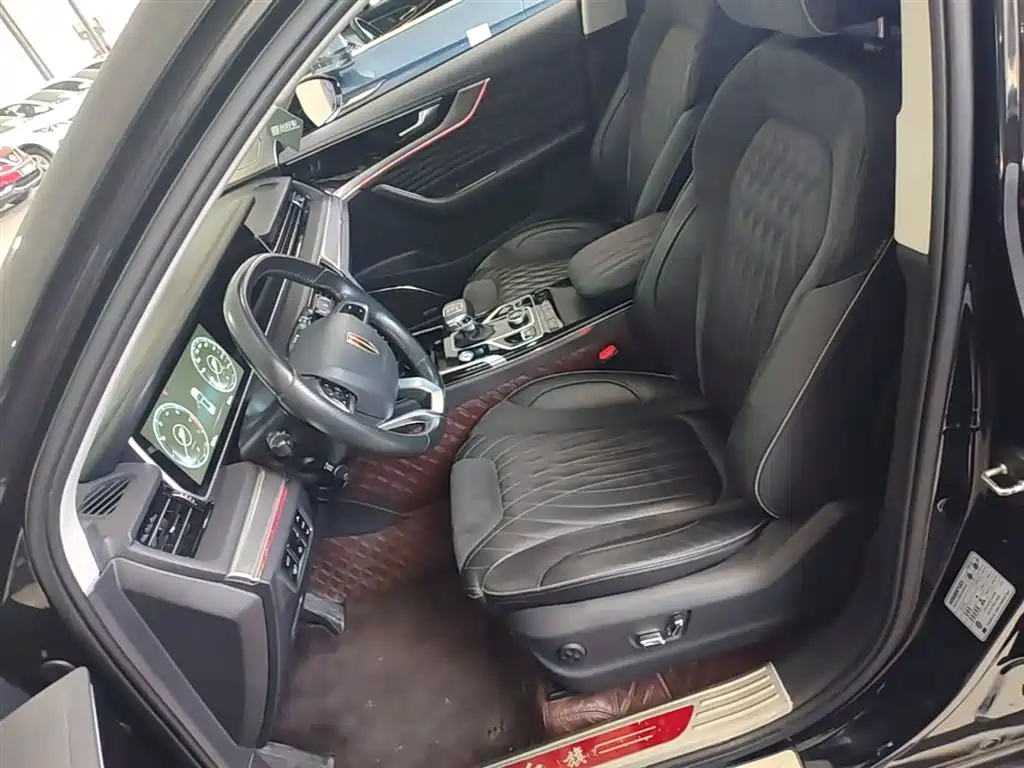 Hongqi HS5 2022 Facelift 2.0T Smart Flag Enjoyment AWD Edition фото 15