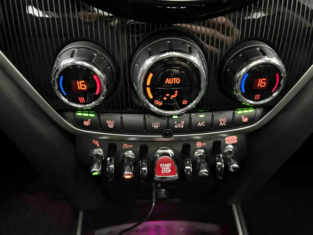MINI COUNTRYMAN 2023 2023 1.5T COOPER ALL4 Connoisseur