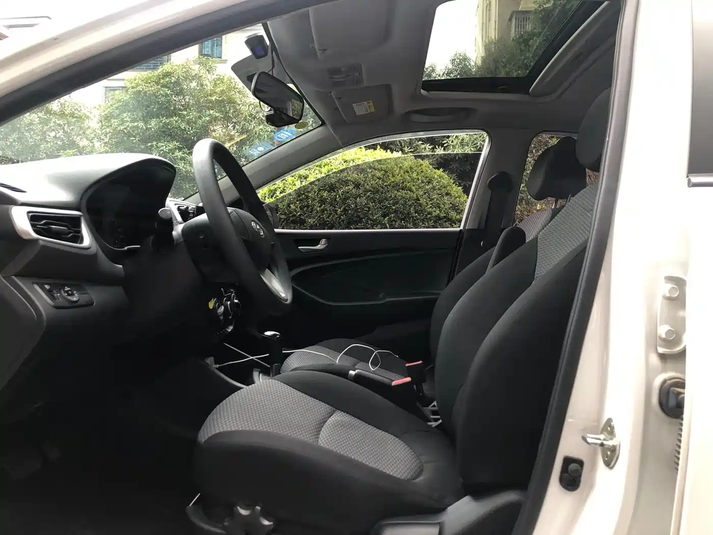 Hyundai Verna 2017 1.4L Auto Jump Edition (China V) фото 5