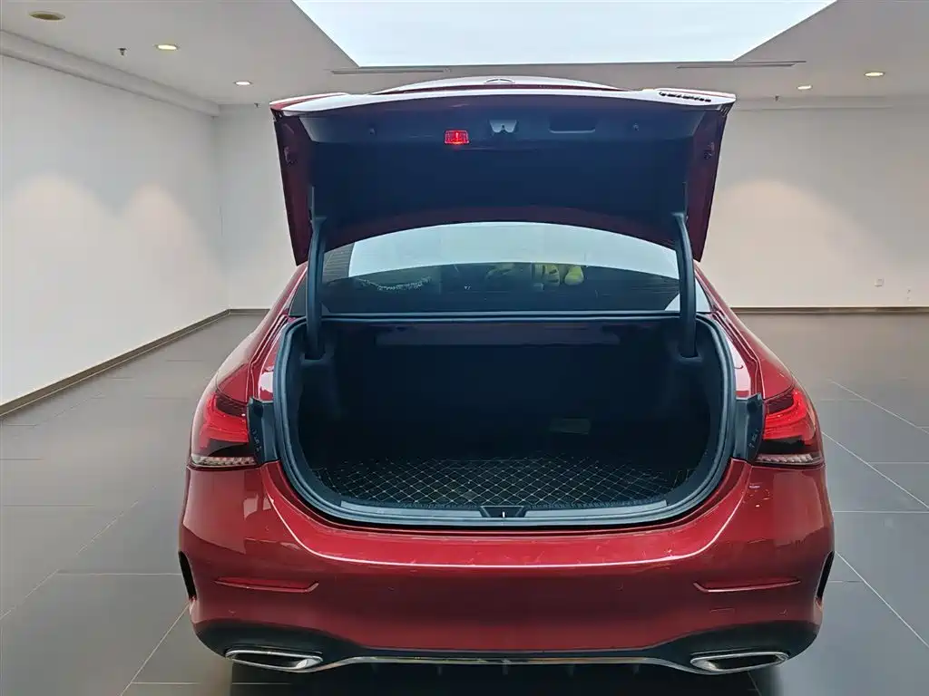 Mercedes-Benz A-Class 2020 Facelift A 200 L Sport Sedan Fashion фото 19