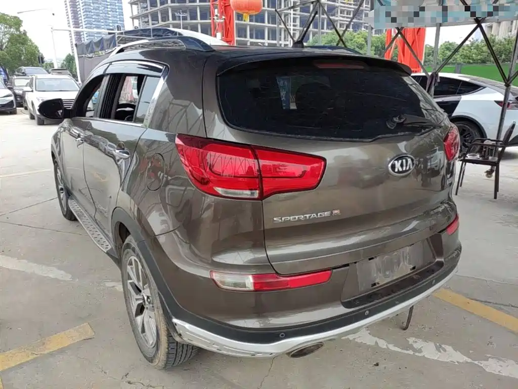 Kia Sportage 2015 2.0L Automatic 2WD GLS фото 5